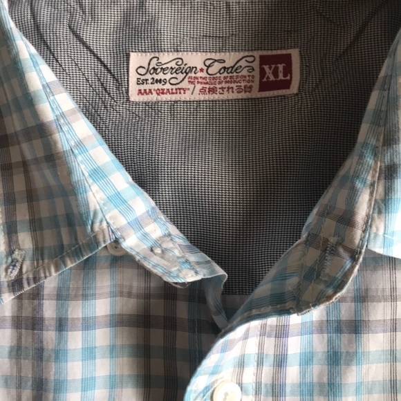 EUC casual button down - Picture 3 of 3